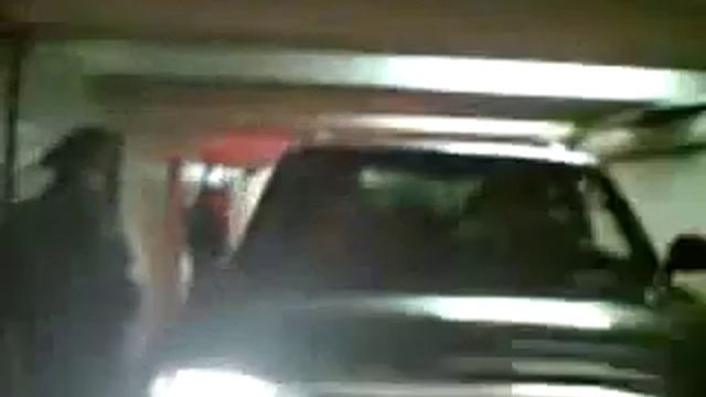 На джипе в метро.Милиции ВСЁ МОЖНО!!!Россия.flv.flv смотреть онлайн