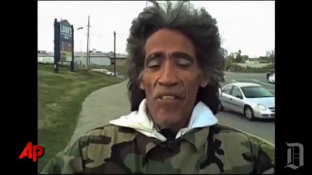 Бомж со сверхъестественным голосом смотреть онлайн