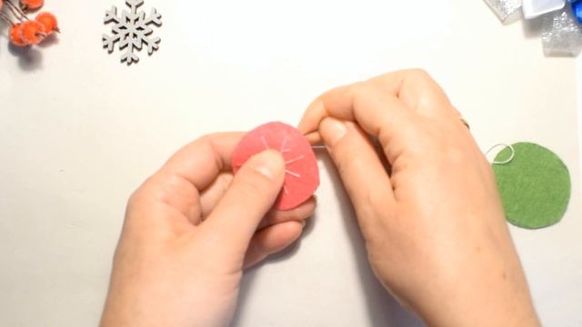 Новогодние игрушки из фетра мастер класс New Year's felt toy смотреть онлайн