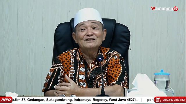 Kebahagiaan Saling Memahami - Buya Syakur Yasin смотреть онлайн
