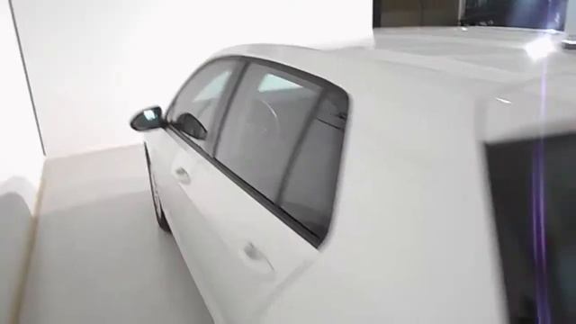 VOLKSWAGEN GOLF BUSINESS & NAVI 1.6 TDI 85KW (115CV) смотреть онлайн