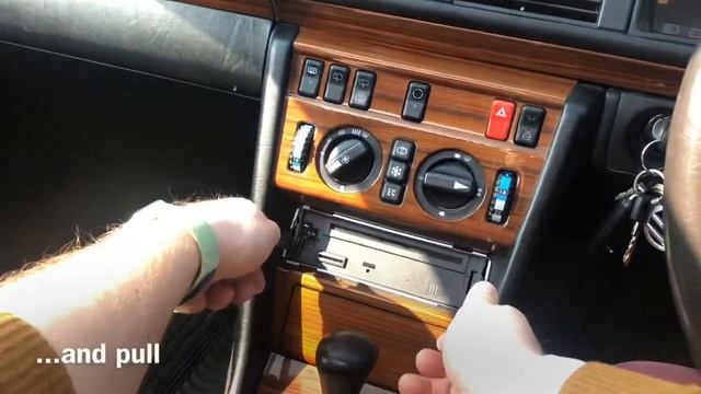 The easy way (without keys) to remove an aftermarket (pioneer/kenwood) car radio head unit: a How-T смотреть онлайн