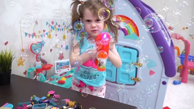 Ева с мамой делают видео сборник смотреть онлайн