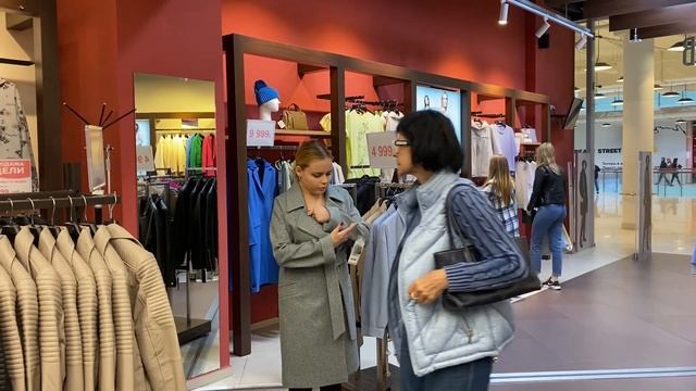 Магазинный влог?.Смотрим рюкзаки.Выбираем пальто.Примеряю шубку?.Присматриваем мебель. смотреть онлайн