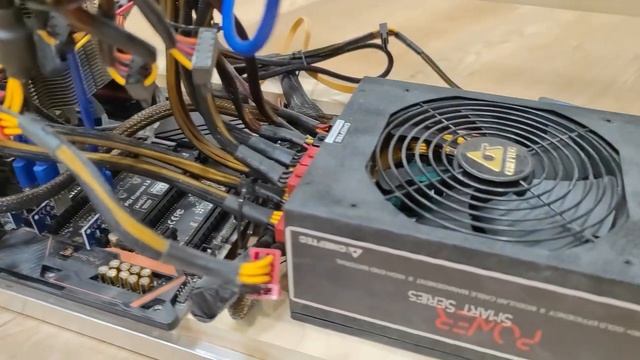 Что нужно для майнинга и как я начинал. Показываю из чего состоит ферма смотреть онлайн