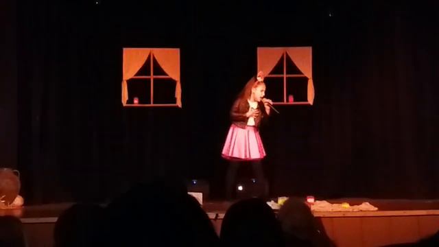 Сирма Стоянова - KAZKA "Plakala" смотреть онлайн