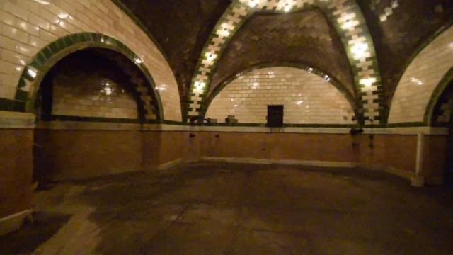 Abandoned City Hall Station
