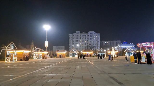 Night Walking in the "Independence Square", Dushanbe, Tajikistan смотреть онлайн