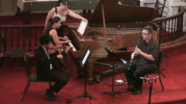 Stravinsky - "L'Histoire du Soldat" Concert Suite, IV (Tango-Valse-Rag) смотреть онлайн