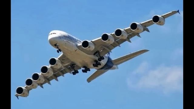 Strange Planes смотреть онлайн