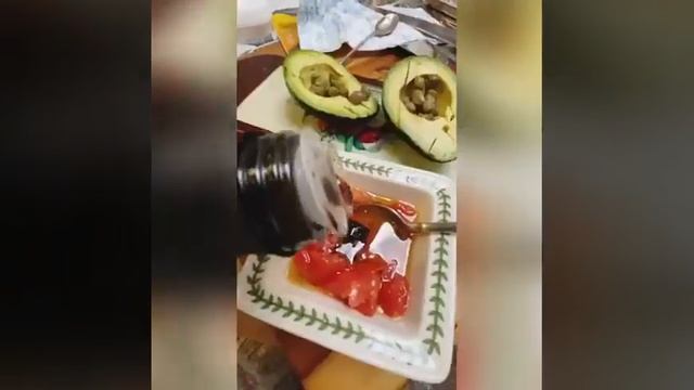 Авокадо каперсы мёд специи каперсы оливковое масло смотреть онлайн