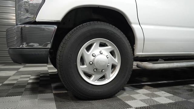 2014 Ford Econoline E-250 Commercial Cargo Minivan/Van смотреть онлайн