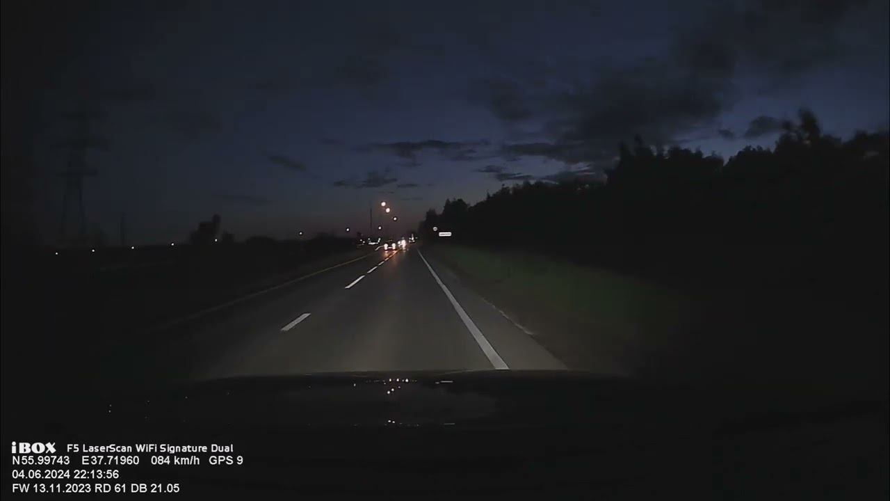 Bi-led Aozoom A10 Unicorn в Touareg 1G 2004 и встречный транспорт смотреть онлайн