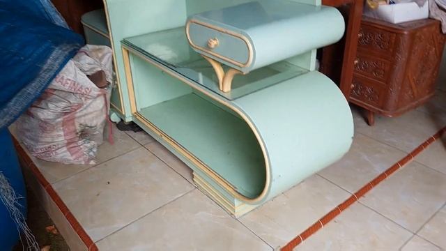 Gerebeg Galery Antik di Kota Tua Cirebon Ada Yg Unik & Klasik Kesukaan Ema-Ema Jaman Now смотреть онлайн