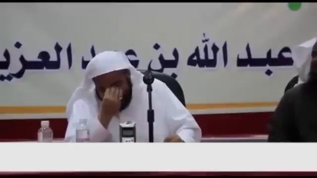 МАЛЬЧИК РАССМЕШИЛ ШЕЙХА. ШЕЙХ СМЕЕТСЯ ДО СЛЕЗ смотреть онлайн