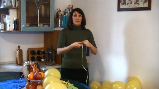 How to make a bunch of grapes costume смотреть онлайн