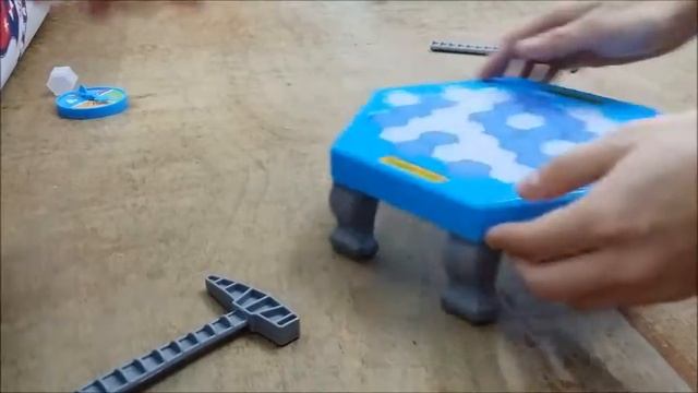 Penguin Trap Icebreaker Challenge смотреть онлайн