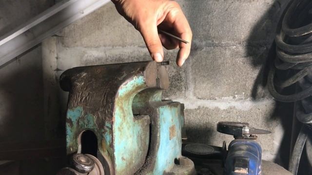 Как сделать ремонт тросика оторвало бобышку газа на мотоцикле смотреть онлайн