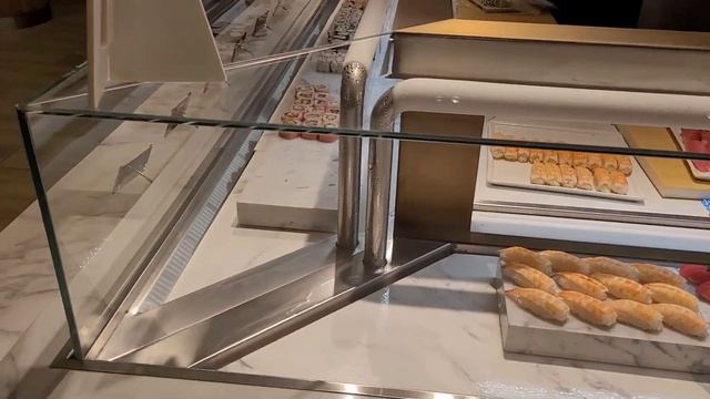 VALENTINE'S DAY AT ATLANTIS DUBAI смотреть онлайн