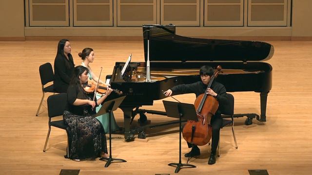 J. Haydn, Piano Trio in C Major, Hob.XV:27 - Boyoung Kim, Yeonglee Kim, Kihan Kang смотреть онлайн