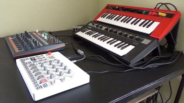Yamaha Reface YC & CP - Arturia DrumBrute Impact - Elektron Model:Samples смотреть онлайн