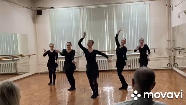 Хореография. Восточная зарисовка на зачете 3 курса циркового училища. смотреть онлайн