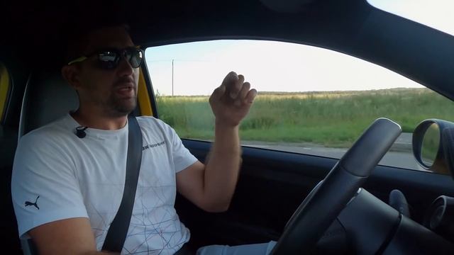 Кто быстрее - Abarth 595 Competizione или Fiat 500e? Итальянские зажигалки из Германии. смотреть онлайн