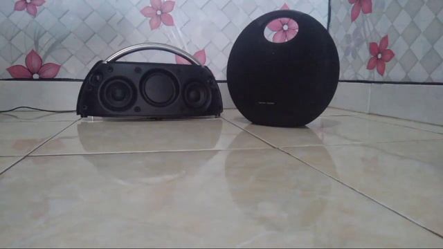 duel bass.. Harman Kardon go play vs Harman Kardon onyx 6 смотреть онлайн