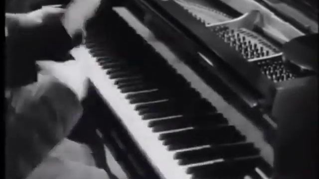 Пианисты юмористы. 29 марта День фортепиано. смотреть онлайн