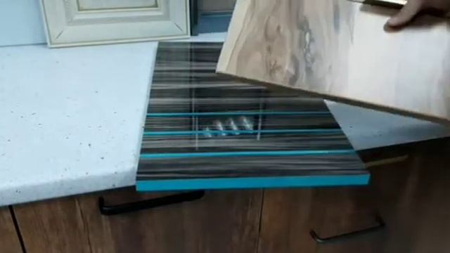 Фасад в пластике с кромкой из эмали смотреть онлайн