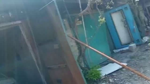 Мариуполь,гаражи,левый берег военкомат. смотреть онлайн