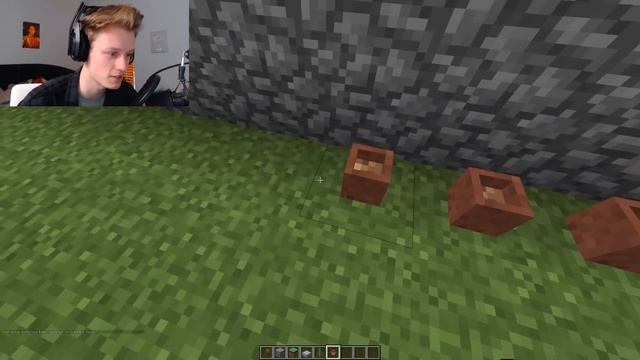 i used a camo block mod to cheat in a building competition.. смотреть онлайн
