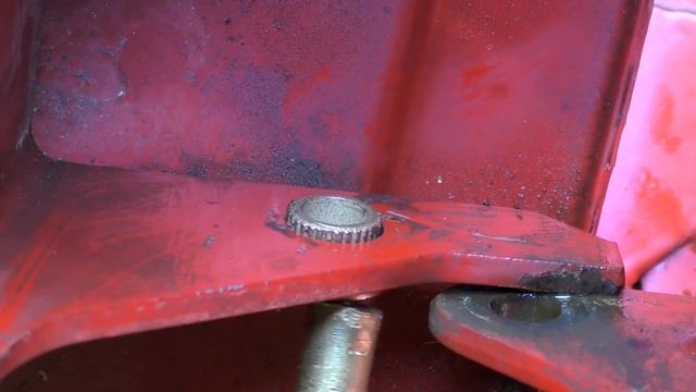 How to Replace Door Hinge Pin & Bushing ~ Fix Sagging Door смотреть онлайн