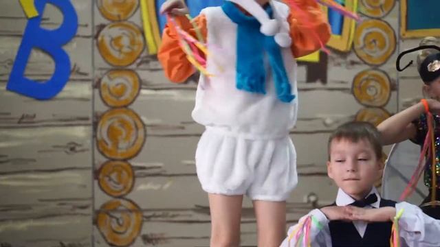 Музыкальный спектакль "Теремок" смотреть онлайн