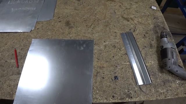 Как сделать задвижку в маточник. Задвижка для маточной клетки кроликов. смотреть онлайн