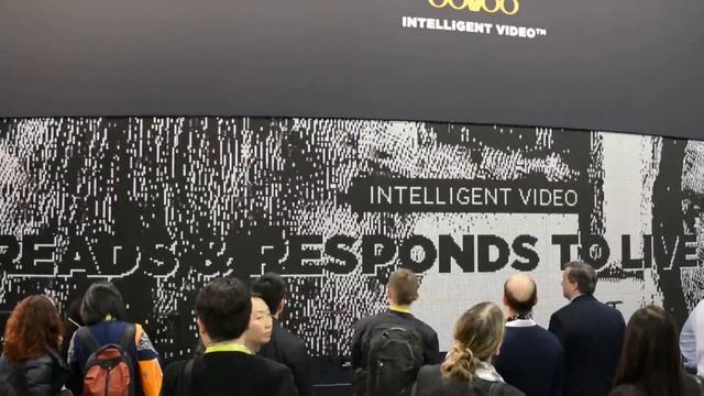 Giant Flip-Dot Display Boasts 74,088 Pixels
