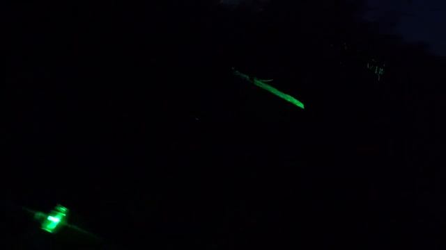 СТРОИТЕЛЬНЫЙ ЛАЗЕР В ПОЛЕВЫХ УСЛОВИЯХ.КАК ИНТЕРЕСНО ЛУЧИ ЛАЗЕРА ПРОНИЗЫВАЮТ РАСТИТЕЛЬНОСТЬ. смотреть онлайн