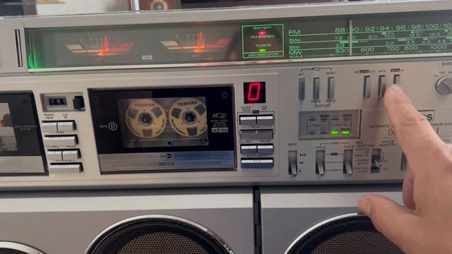 Toshiba Rt-S983 euro смотреть онлайн