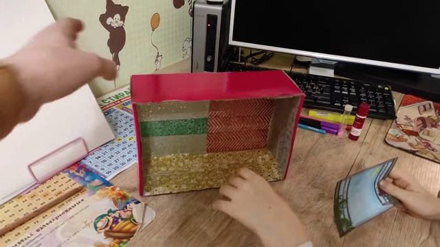 Домик для белочки.Поделки с шишек и картона. смотреть онлайн