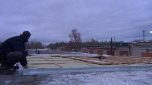 Крыша тёплого гаража из профнастила