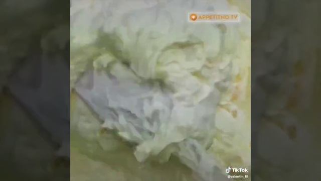 торт ананасовый.mp4с интернета