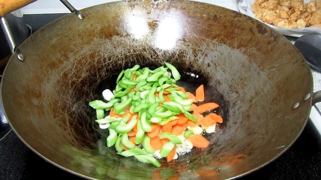 Spicy Chinese Chicken and Zucchini Stir Fry Recipe смотреть онлайн