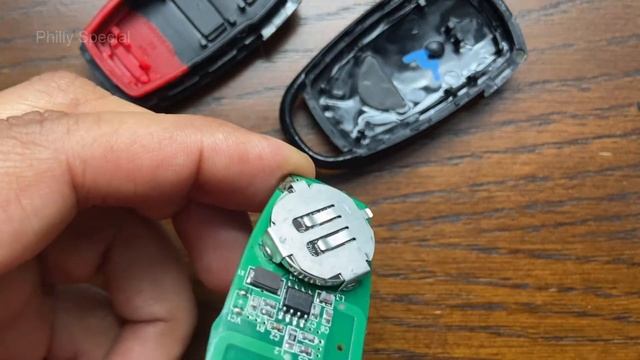 Change key fob battery – Kia Sedona смотреть онлайн