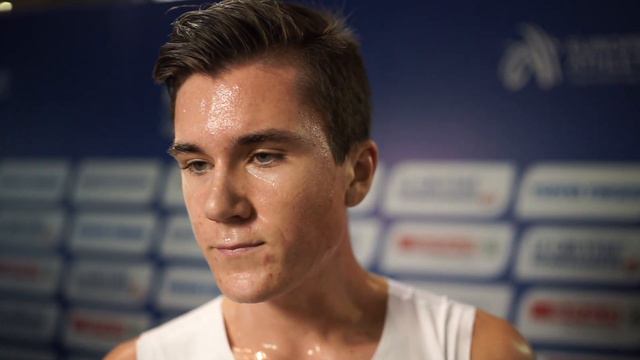 Jakob Ingebrigtsen (NOR) after the heats of the 1500m смотреть онлайн