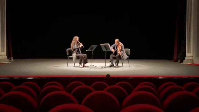 J.S. Bach: Sarabande of French Suite nº 3 BWV 814, arr. for recorder and viola смотреть онлайн