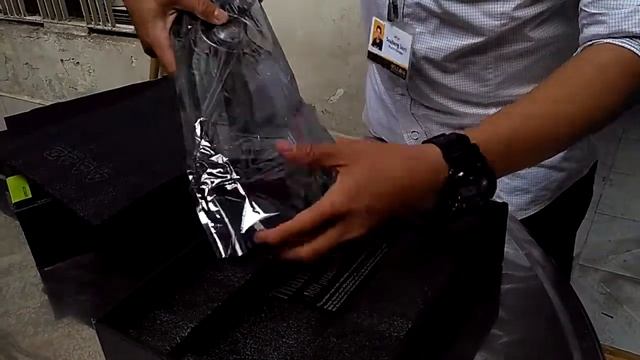 Unbox Vga MSI 1080TI смотреть онлайн