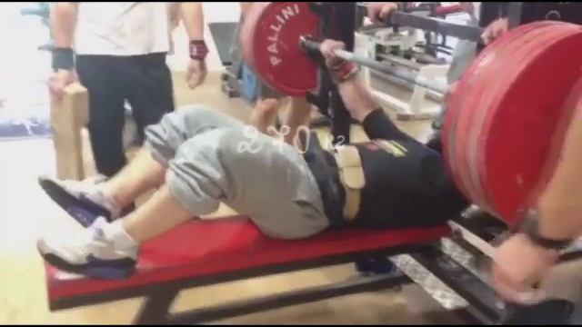 Адриен Пуансон - рекордсмен мира в жиме лежа смотреть онлайн