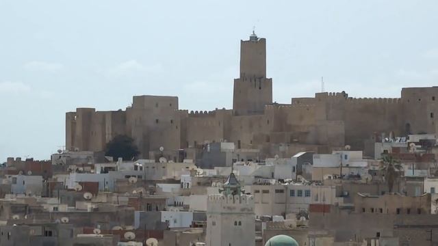 10 САМЫХ ЖАРКИХ МЕСТ НА ПЛАНЕТЕ смотреть онлайн