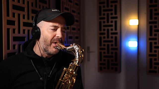 Fly Me to the Moon - Tenor Sax Solo смотреть онлайн