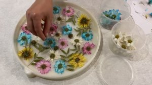 Цветы в эпоксидной смоле.